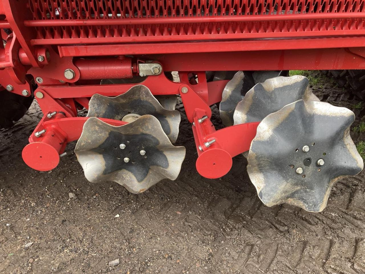 Horsch Pronto 7DC - آلة البذر: صورة 4 Horsch Pronto 7DC - آلة البذر: صورة 4