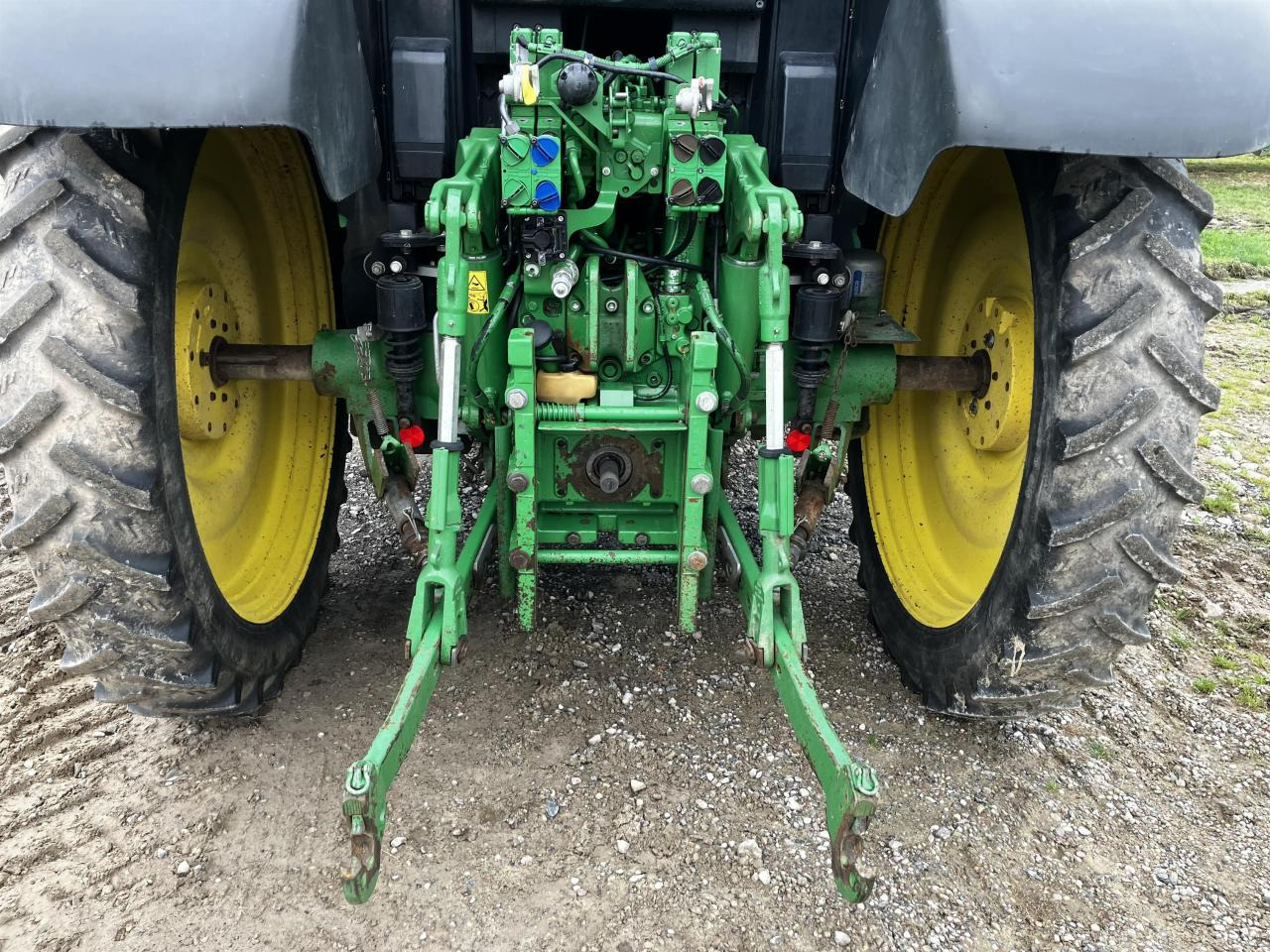 John Deere 6120M - جرار: صورة 5 John Deere 6120M - جرار: صورة 5