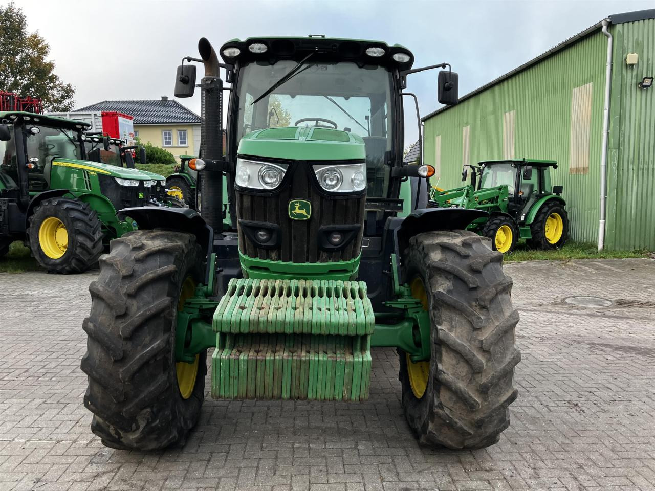 John Deere 6150R - جرار: صورة 2 John Deere 6150R - جرار: صورة 2
