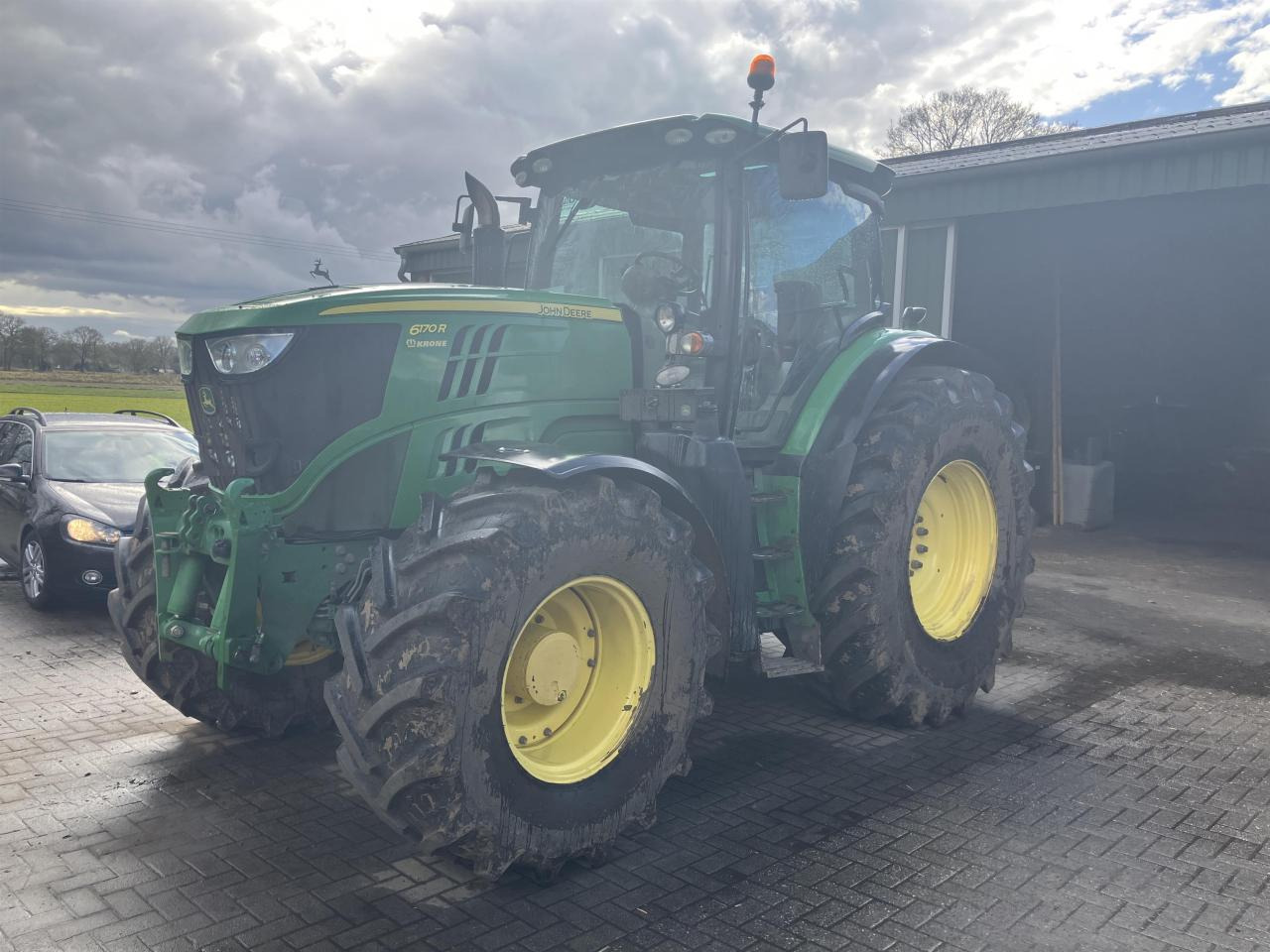 John Deere 6170R - جرار: صورة 4 John Deere 6170R - جرار: صورة 4
