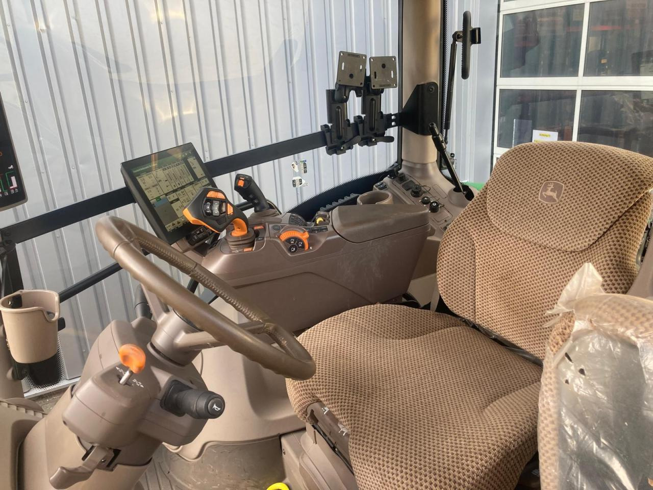 John Deere 6R 155 - جرار: صورة 5 John Deere 6R 155 - جرار: صورة 5