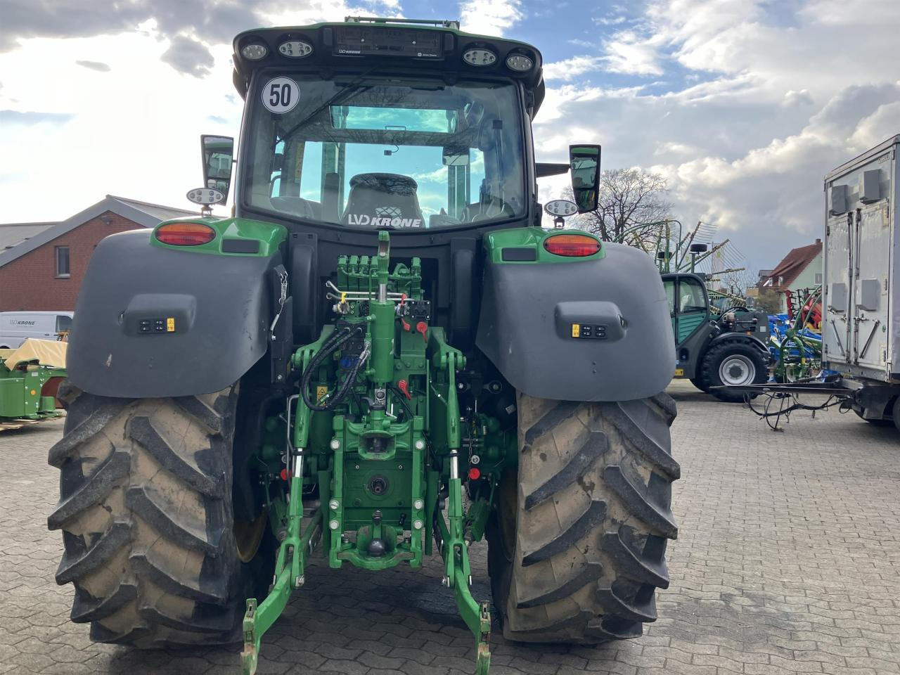 John Deere 6R 155 - جرار: صورة 4 John Deere 6R 155 - جرار: صورة 4