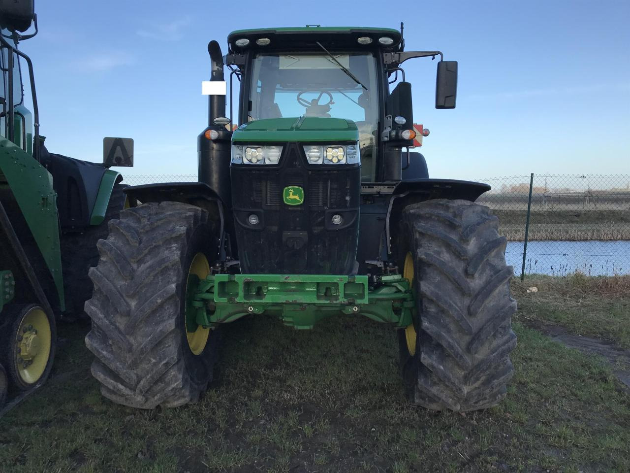 John Deere 7310R - جرار: صورة 3 John Deere 7310R - جرار: صورة 3