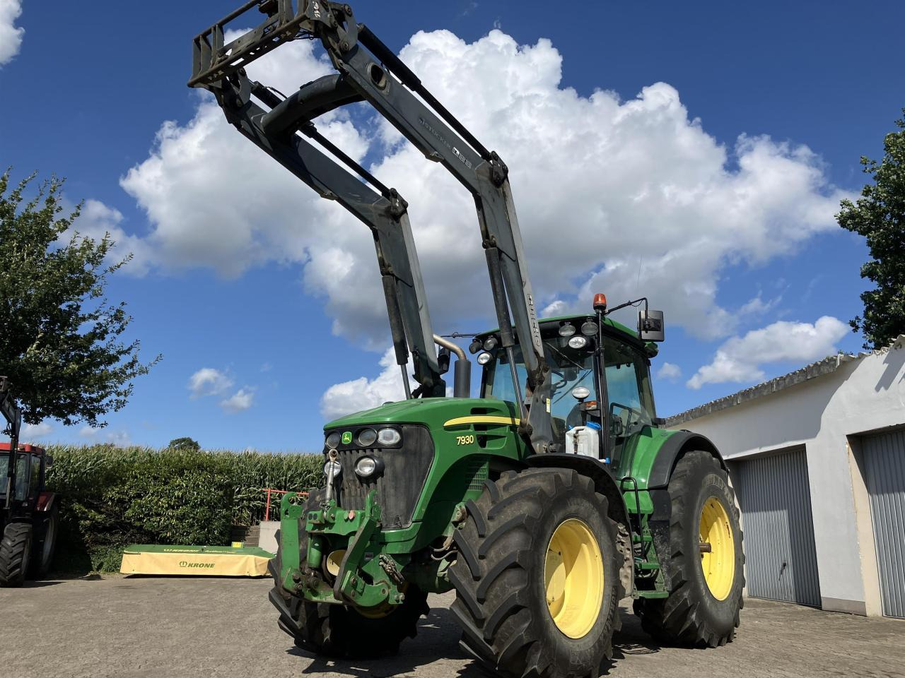 John Deere 7930 - جرار: صورة 1 John Deere 7930 - جرار: صورة 1