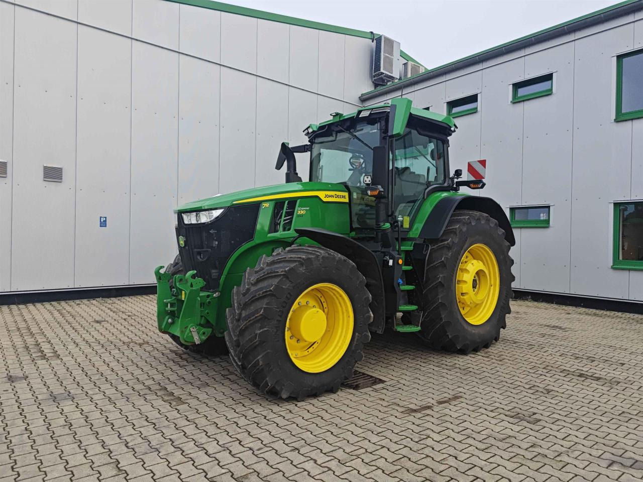 جرار John Deere 7R 330: صورة 7