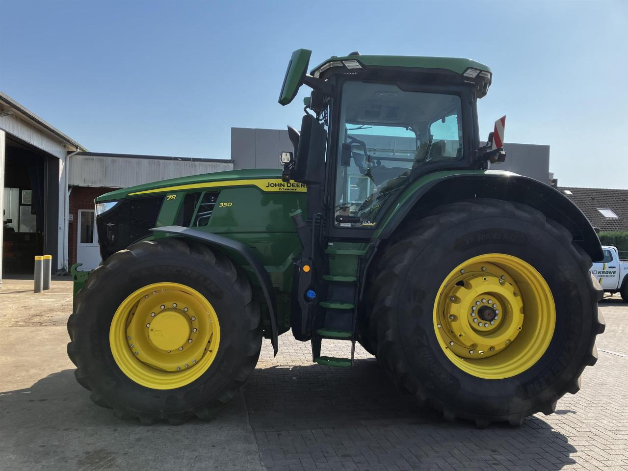 John Deere 7R 350 - جرار: صورة 1 John Deere 7R 350 - جرار: صورة 1