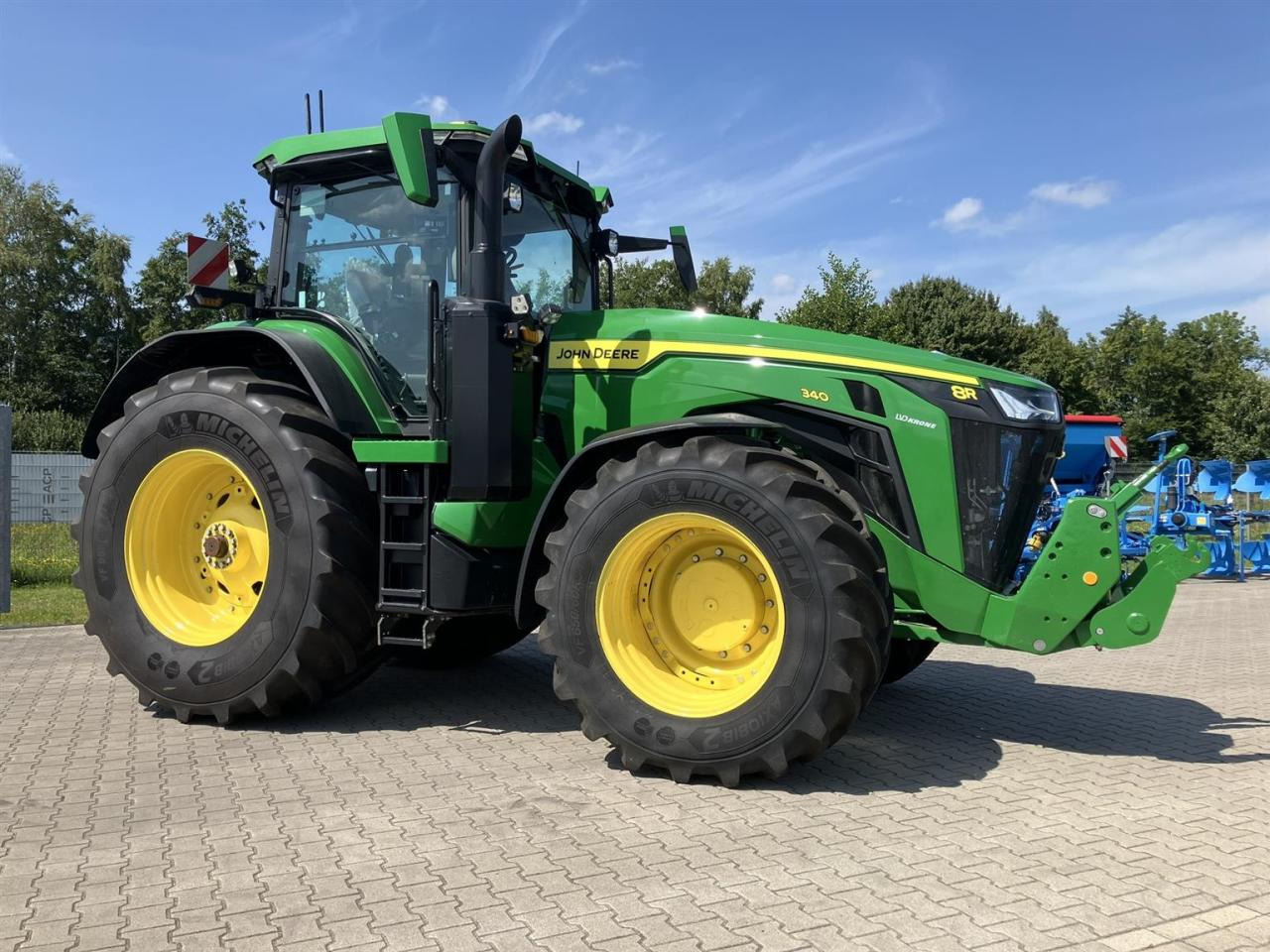 John Deere 8R 340 - جرار: صورة 2 John Deere 8R 340 - جرار: صورة 2