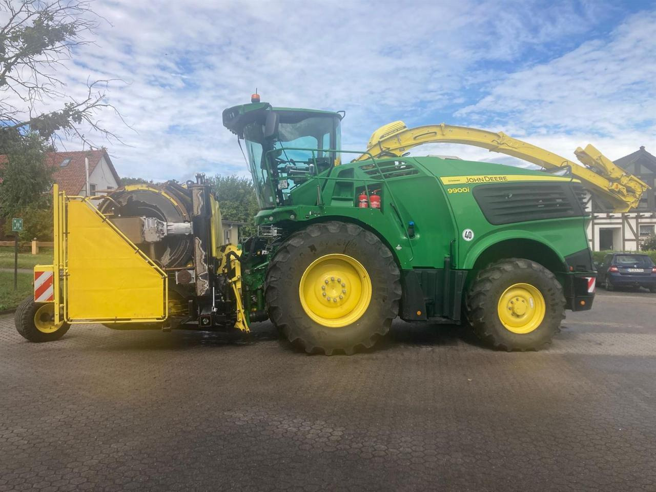 John Deere 9900i - حصادة الأعلاف: صورة 3 John Deere 9900i - حصادة الأعلاف: صورة 3