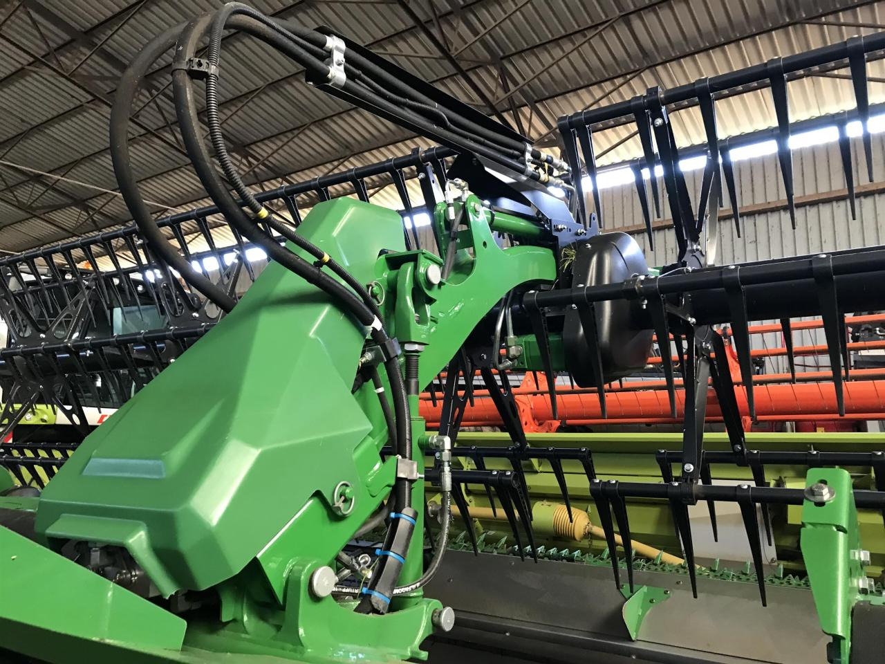 John Deere HD45X - ملحق حصادة أعلاف: صورة 5 John Deere HD45X - ملحق حصادة أعلاف: صورة 5