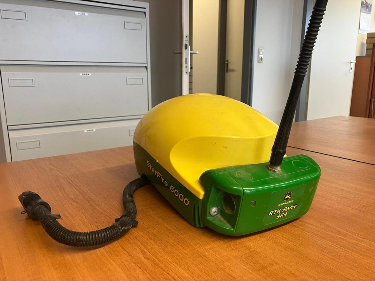 John Deere SF6000 RTK - نظام ملاحة - الآلات الزراعية: صورة 2 John Deere SF6000 RTK - نظام ملاحة - الآلات الزراعية: صورة 2