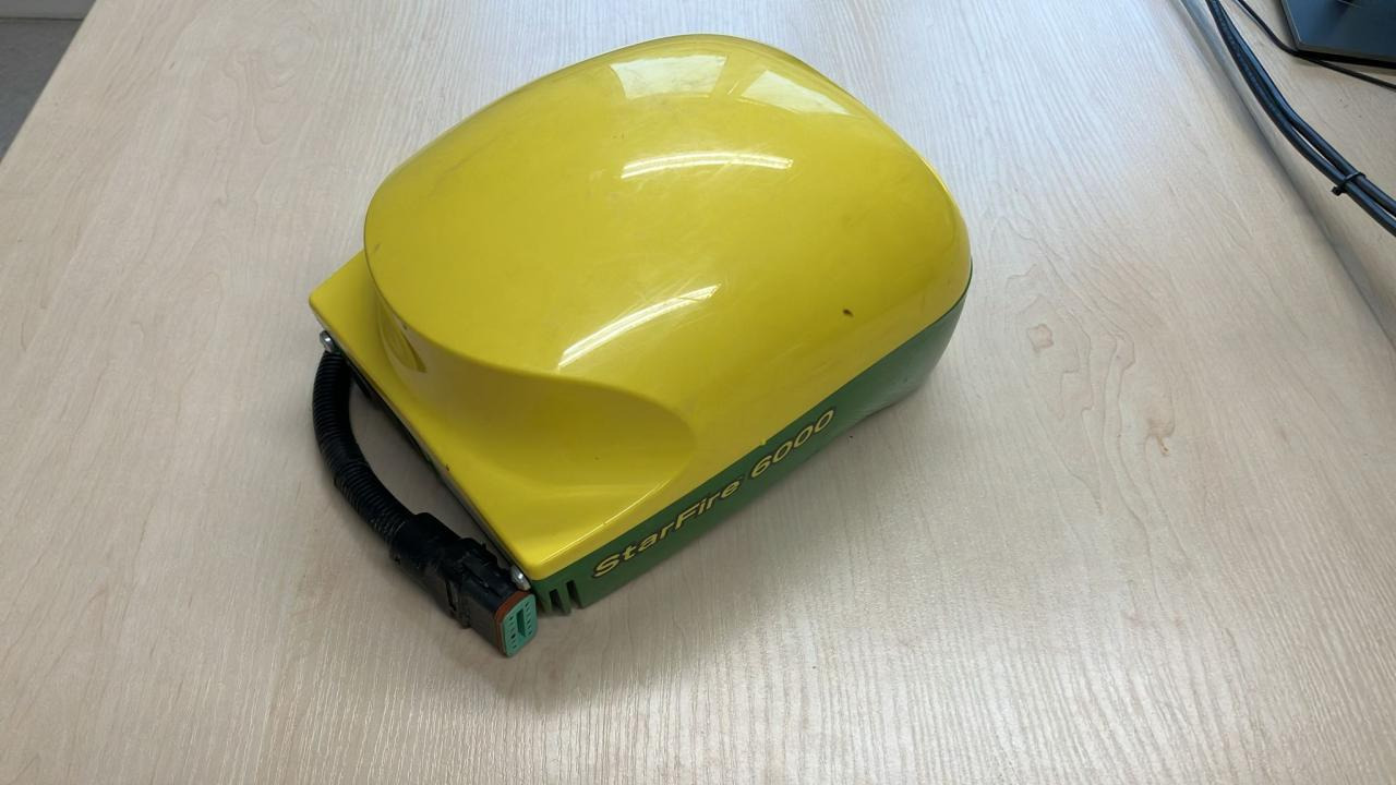 John Deere SF6000 - نظام ملاحة - الآلات الزراعية: صورة 1 John Deere SF6000 - نظام ملاحة - الآلات الزراعية: صورة 1