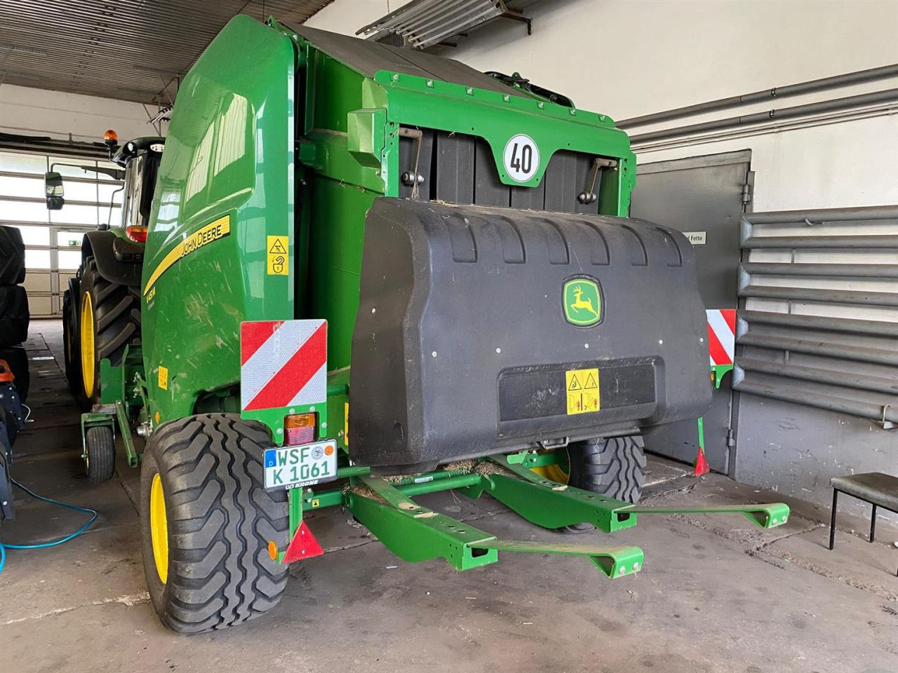 John Deere V451M MaxiCut 13 - مكنة: صورة 4 John Deere V451M MaxiCut 13 - مكنة: صورة 4