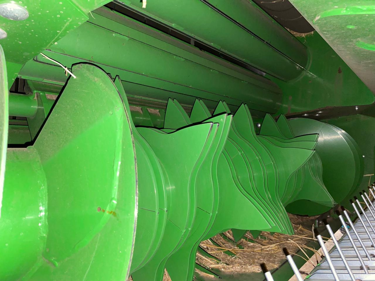 John Deere V451M MaxiCut 13 - مكنة: صورة 3 John Deere V451M MaxiCut 13 - مكنة: صورة 3