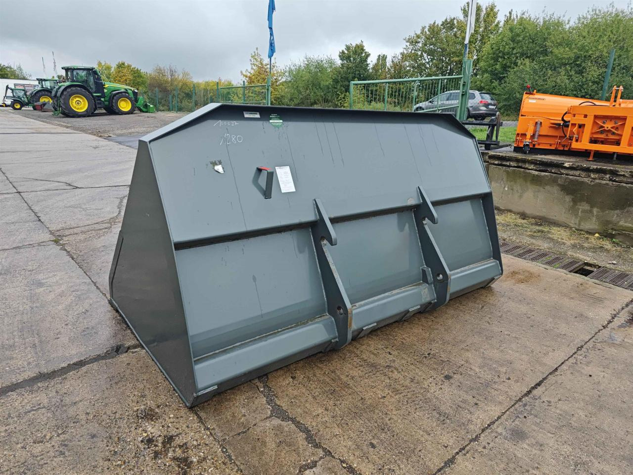 Kramer 2900 mm - بكت: صورة 4 Kramer 2900 mm - بكت: صورة 4