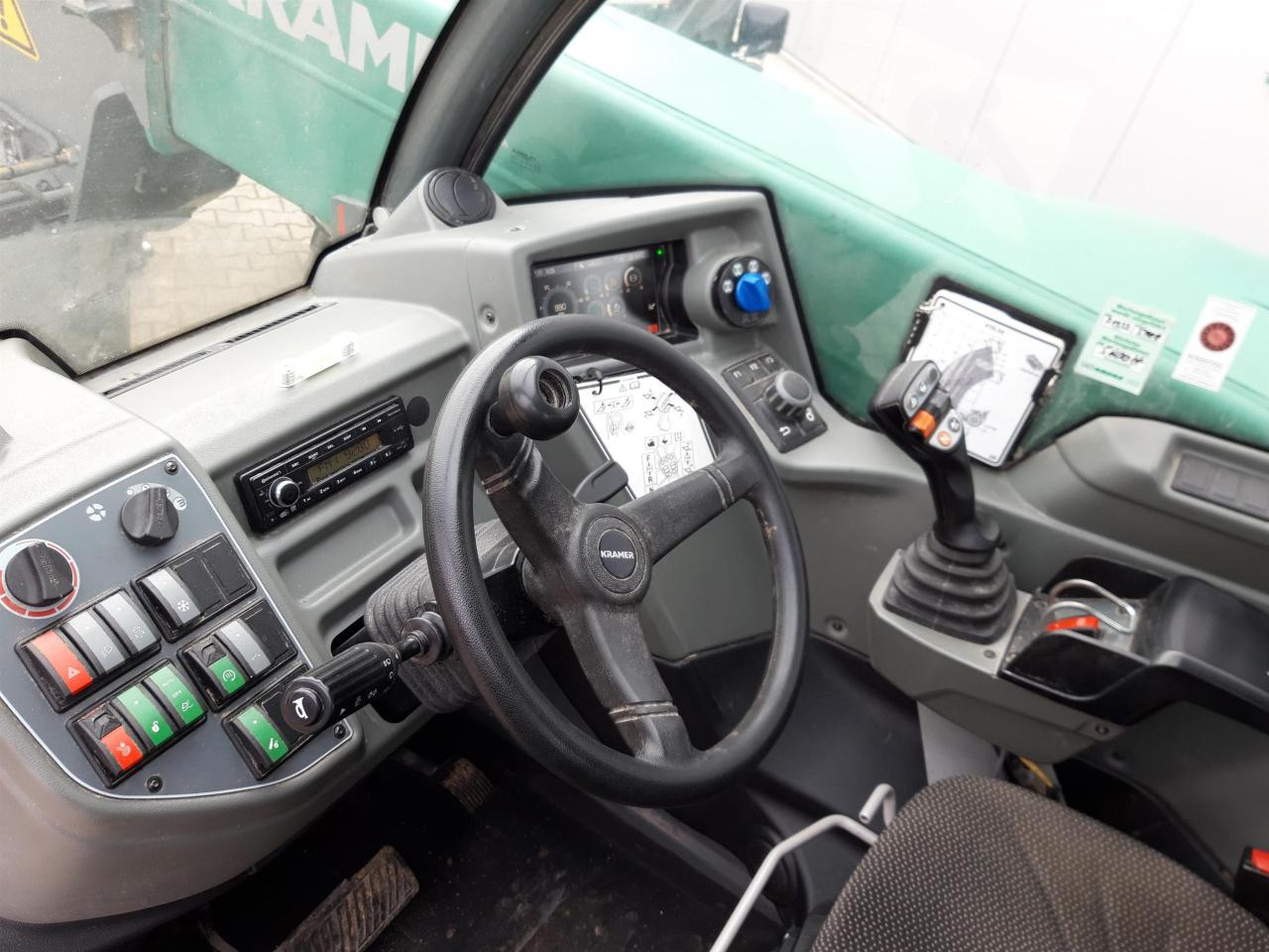رافعة تلسكوبية Kramer KT557: صورة 16