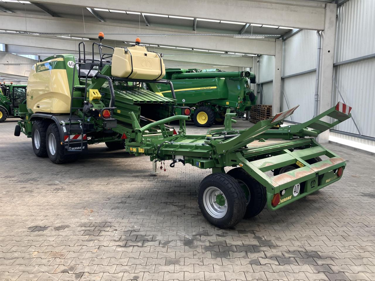 Krone Big Pack 1270 VC - مكبس البالات المستطيله: صورة 5 Krone Big Pack 1270 VC - مكبس البالات المستطيله: صورة 5