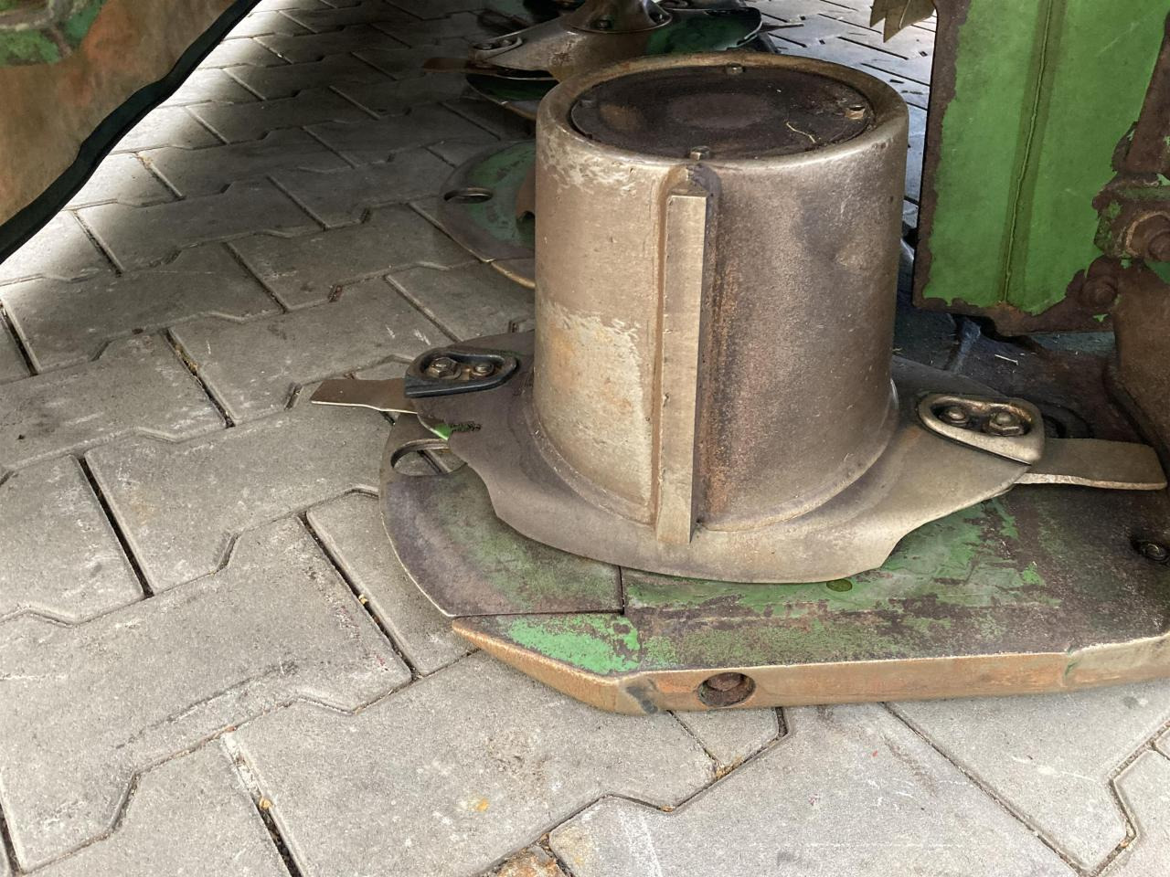 Krone EC F 320 CV - Kat. 2 - جزازة العشب: صورة 4 Krone EC F 320 CV - Kat. 2 - جزازة العشب: صورة 4