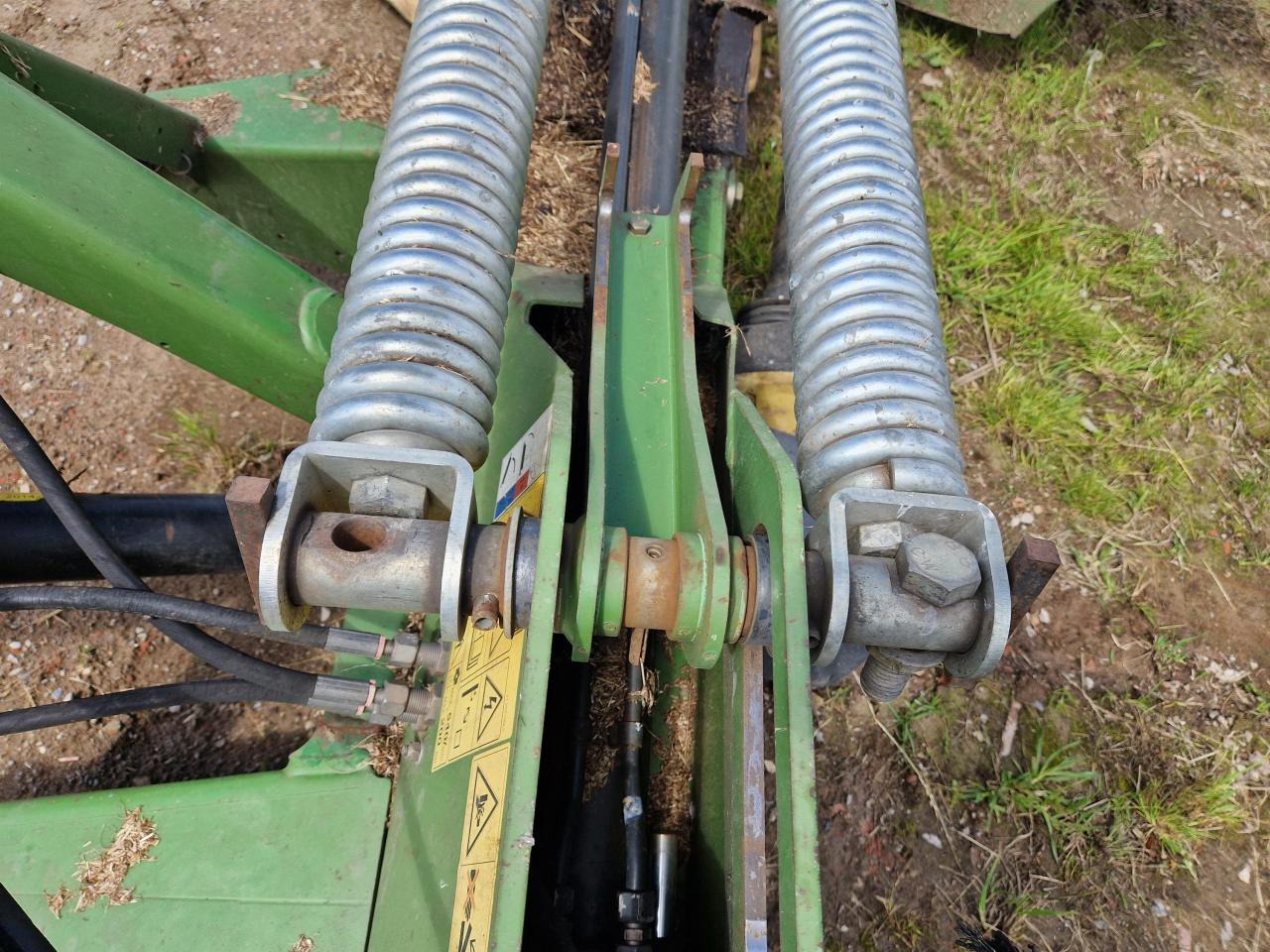 جزازة العشب Krone EC R 320 CV: صورة 13