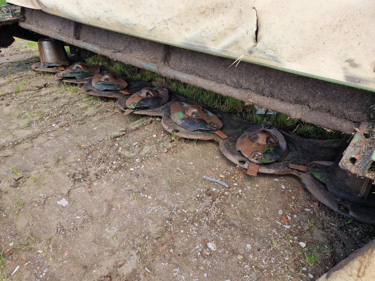 جزازة العشب Krone EC R 320 CV: صورة 7