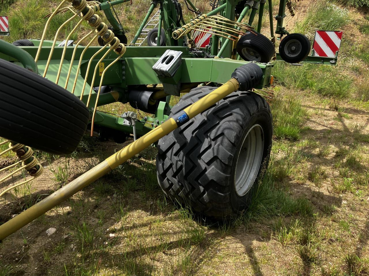 Krone Swadro 1400 Plus - آلة تيبيس العشب/ آلة جمع العشب: صورة 5 Krone Swadro 1400 Plus - آلة تيبيس العشب/ آلة جمع العشب: صورة 5