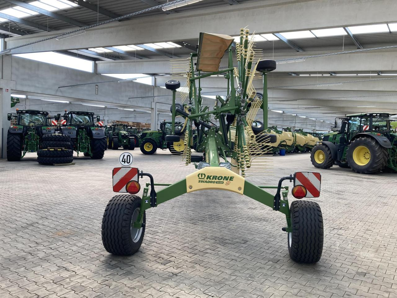 Krone Swadro TS 620 Twin - آلة تيبيس العشب/ آلة جمع العشب: صورة 4 Krone Swadro TS 620 Twin - آلة تيبيس العشب/ آلة جمع العشب: صورة 4