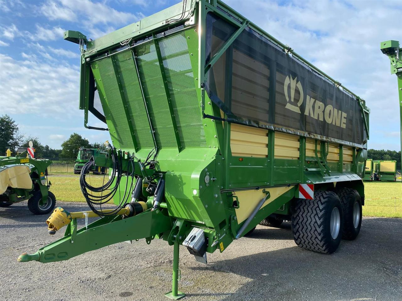 Krone TX 460 D - مقطورة زراعية قلابة: صورة 3 Krone TX 460 D - مقطورة زراعية قلابة: صورة 3