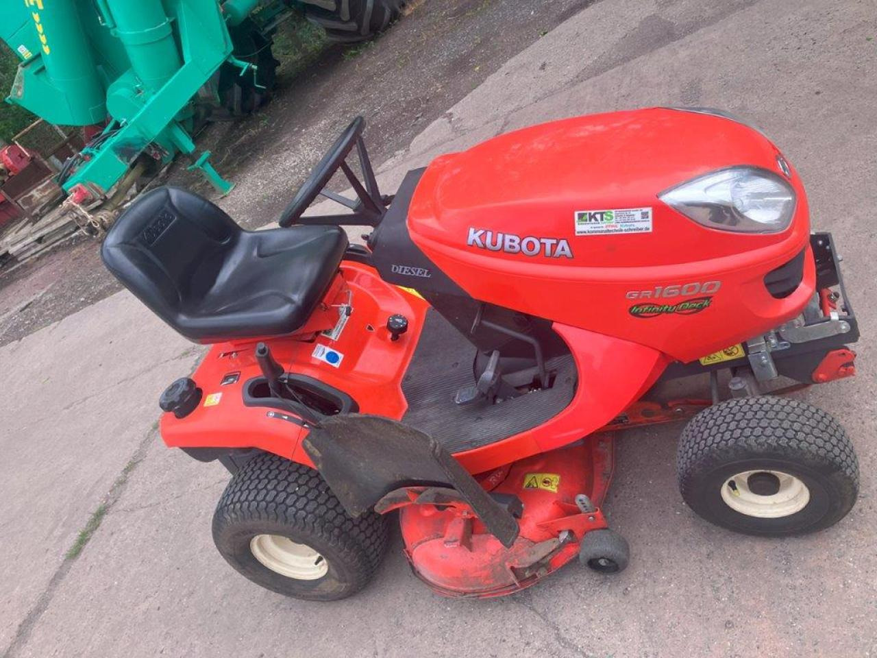 Kubota GR1600-ID-II - جزازة أعشاب الحدائق: صورة 2 Kubota GR1600-ID-II - جزازة أعشاب الحدائق: صورة 2