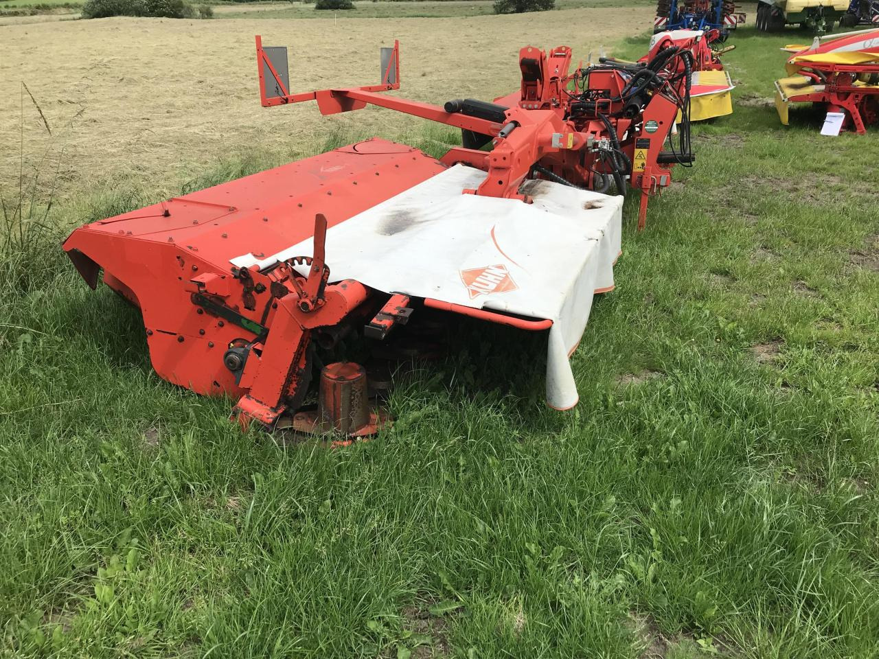 Kuhn FC883 & FC 313F-FF - جزازة العشب: صورة 5 Kuhn FC883 & FC 313F-FF - جزازة العشب: صورة 5