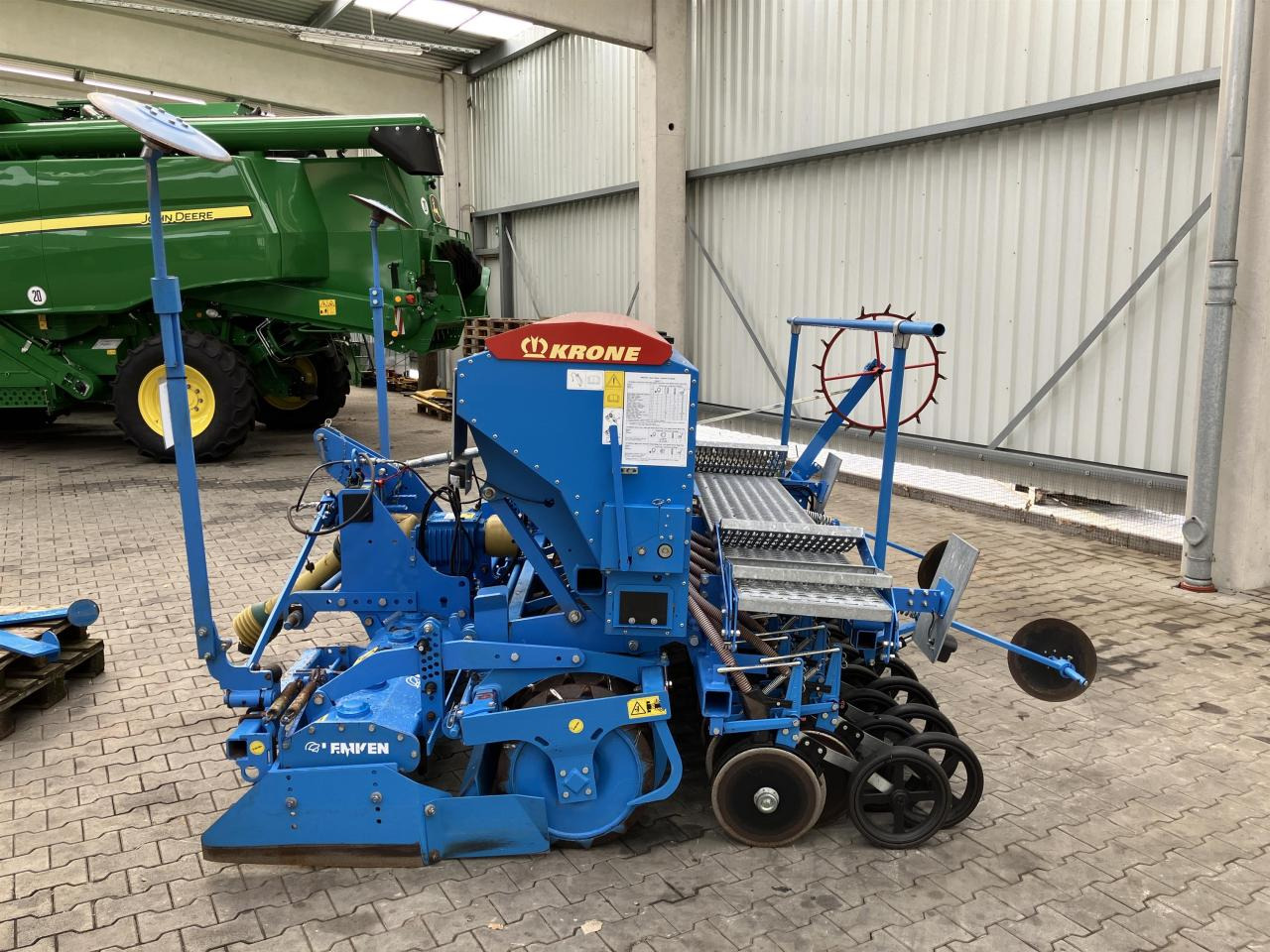 Lemken Saphir 7-300 DS 125 - آلة البذر: صورة 5 Lemken Saphir 7-300 DS 125 - آلة البذر: صورة 5