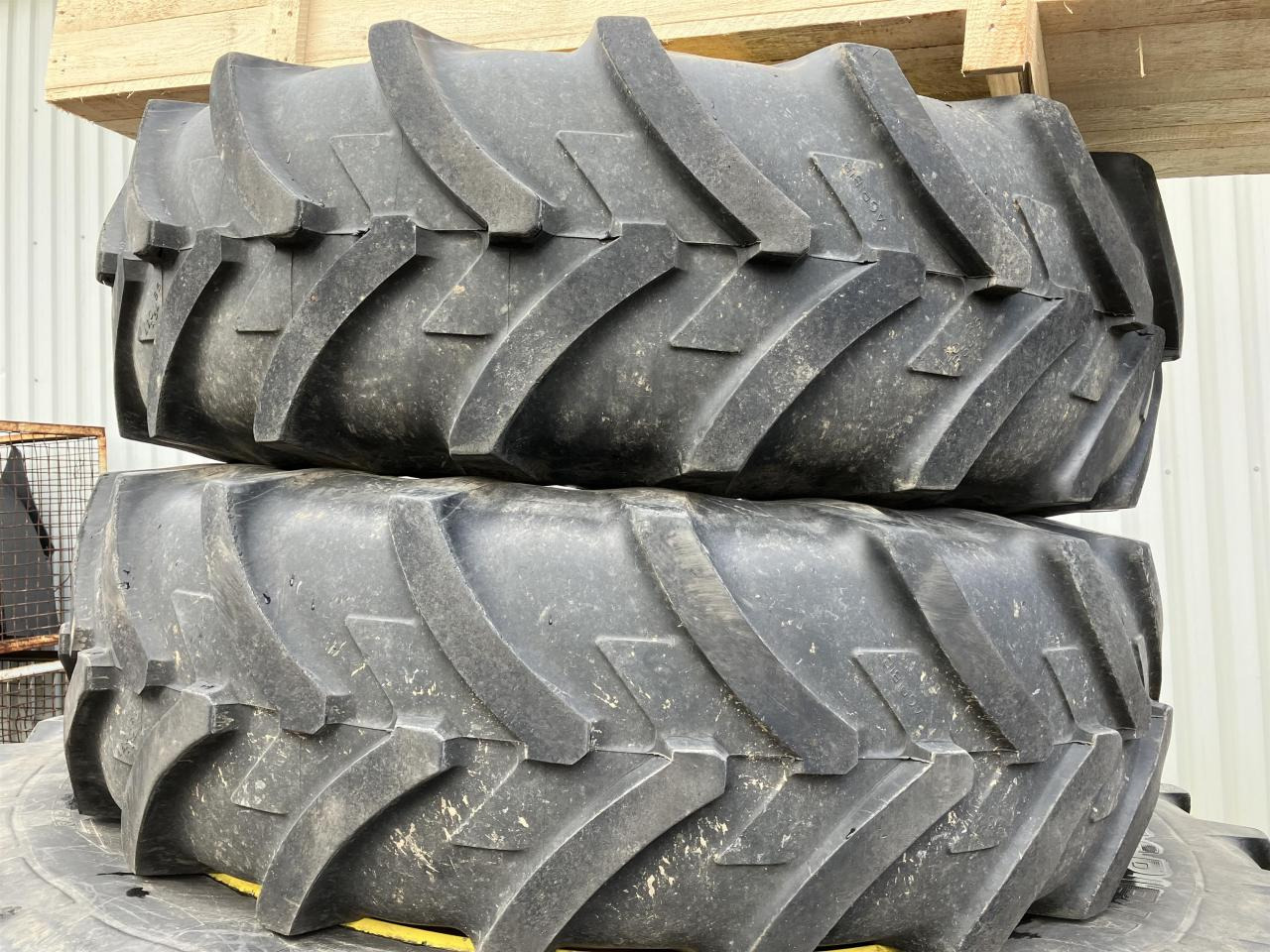 Michelin 420/85R34 - إطارات - الآلات الزراعية: صورة 2 Michelin 420/85R34 - إطارات - الآلات الزراعية: صورة 2