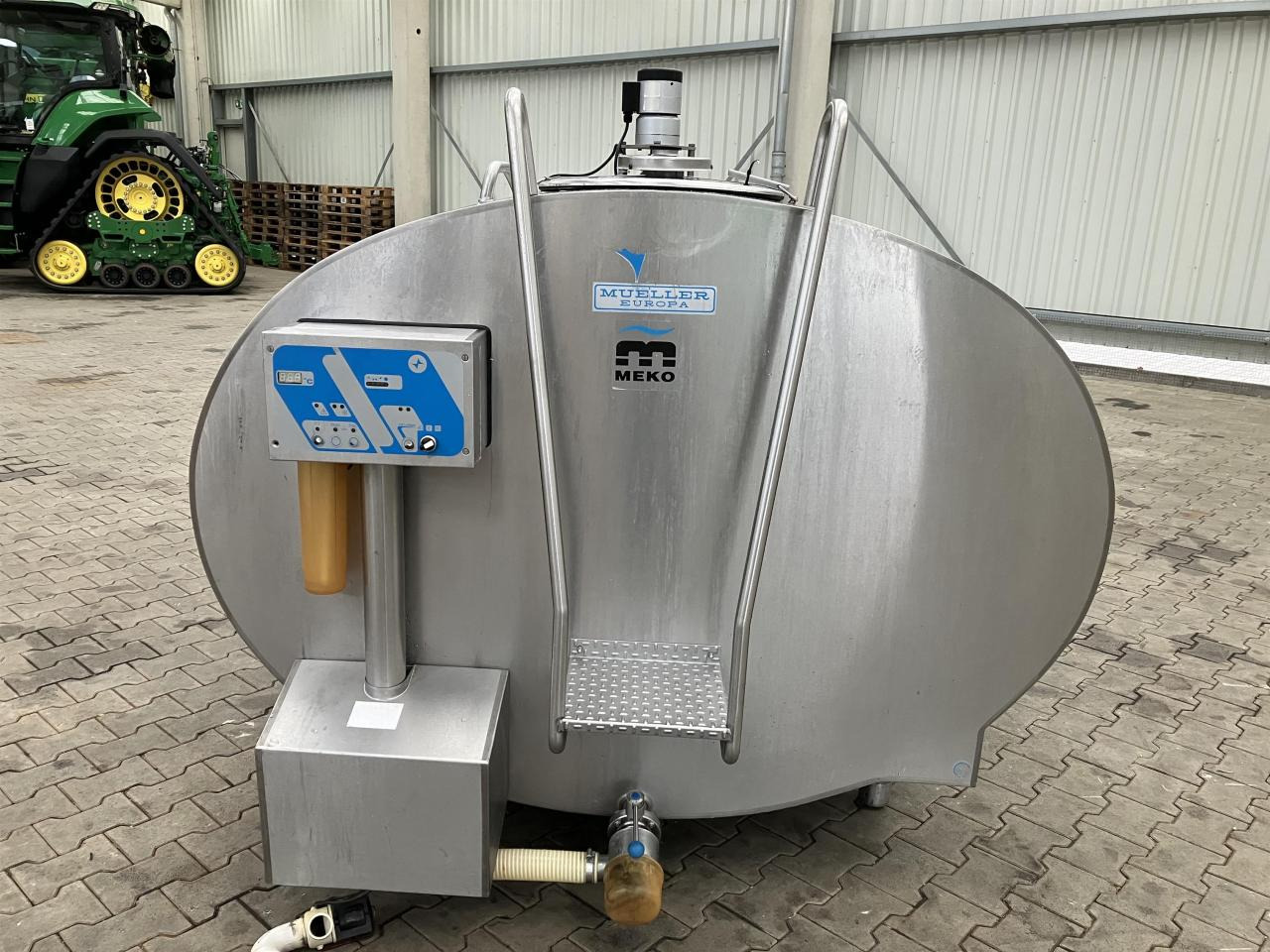 Müller O-800, ca. 3.330 Ltr. - معدات الحلب: صورة 1 Müller O-800, ca. 3.330 Ltr. - معدات الحلب: صورة 1