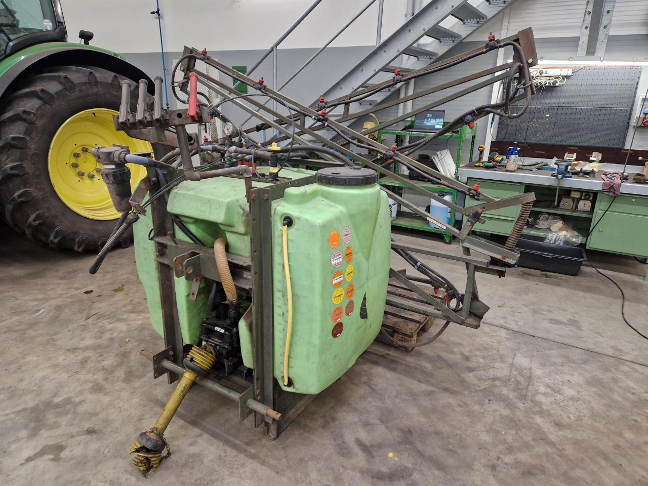 Tecnoma 800 Liter - بخاخ مركب على الجرار: صورة 2 Tecnoma 800 Liter - بخاخ مركب على الجرار: صورة 2