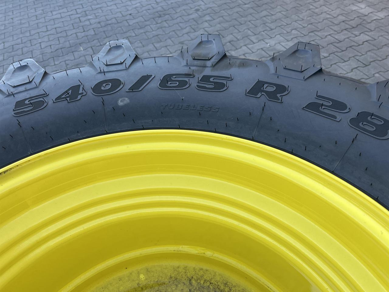 Trelleborg 540/65R28 - إطارات - الآلات الزراعية: صورة 4 Trelleborg 540/65R28 - إطارات - الآلات الزراعية: صورة 4