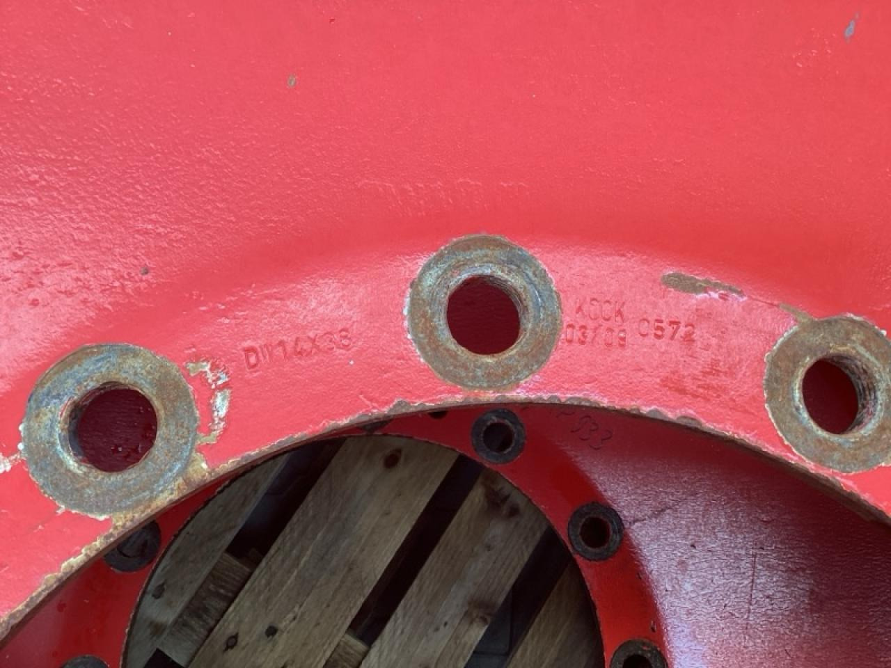 UNBEKANNT 420R38 & 20.8R46 - إطارات - الآلات الزراعية: صورة 3 UNBEKANNT 420R38 & 20.8R46 - إطارات - الآلات الزراعية: صورة 3