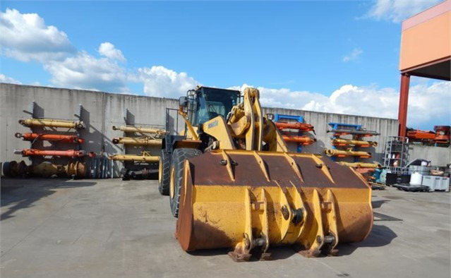 Cargadoras de ruedas KOMATSU WA470-5 - اللودر بعجل: صورة 1 Cargadoras de ruedas KOMATSU WA470-5 - اللودر بعجل: صورة 1