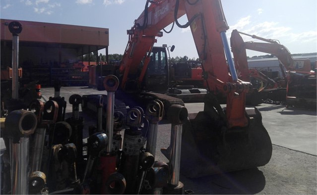 Excavadoras de cadenas HITACHI ZX250-3 (2006) - حفار زحاف: صورة 2 Excavadoras de cadenas HITACHI ZX250-3 (2006) - حفار زحاف: صورة 2