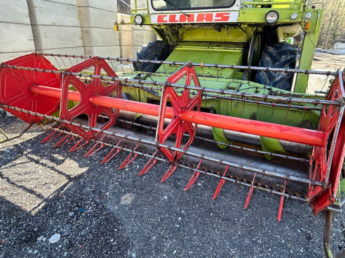 حصادة موحَّدة Claas Dominator 96 Mähdrescher: صورة 8
