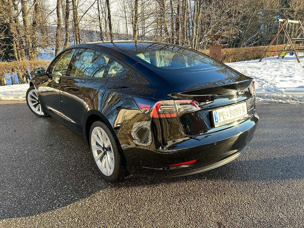 Tesla Model 3 Long Range Tesla Model 3 Long Range: صورة 16 Tesla Model 3 Long Range Tesla Model 3 Long Range: صورة 16