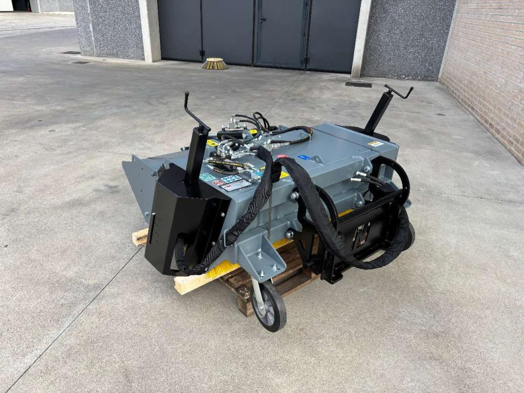 CM CM Crusher CSI 125 con attacco macchina polifunzionale - مكنسة - شيول صغير: صورة 3 CM CM Crusher CSI 125 con attacco macchina polifunzionale - مكنسة - شيول صغير: صورة 3