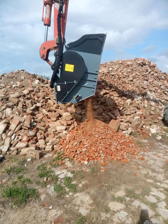 CM Crusher CBF-L 120 Crusher Bucket - بكت - شيول صغير: صورة 4 CM Crusher CBF-L 120 Crusher Bucket - بكت - شيول صغير: صورة 4