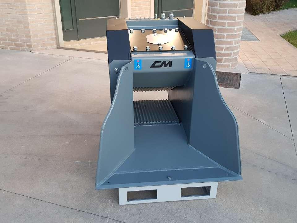 CM Crusher CBF-L 80 Crusher Bucket - بكت - شيول صغير: صورة 2 CM Crusher CBF-L 80 Crusher Bucket - بكت - شيول صغير: صورة 2