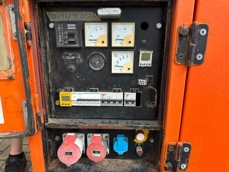 Atlas-Copco QAS 18 Yanmar Mecc Alte Spa 18 kVA Silent generatorset - مجموعة المولدات: صورة 4 Atlas-Copco QAS 18 Yanmar Mecc Alte Spa 18 kVA Silent generatorset - مجموعة المولدات: صورة 4