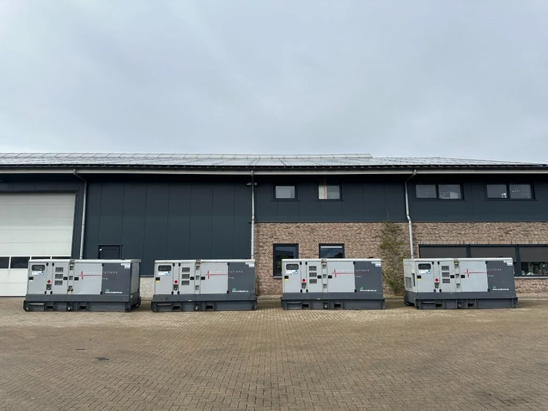 Atlas-Copco QAS 200 Volvo Leroy Somer 220 kVA Silent Rental generatorset - مجموعة المولدات: صورة 4 Atlas-Copco QAS 200 Volvo Leroy Somer 220 kVA Silent Rental generatorset - مجموعة المولدات: صورة 4