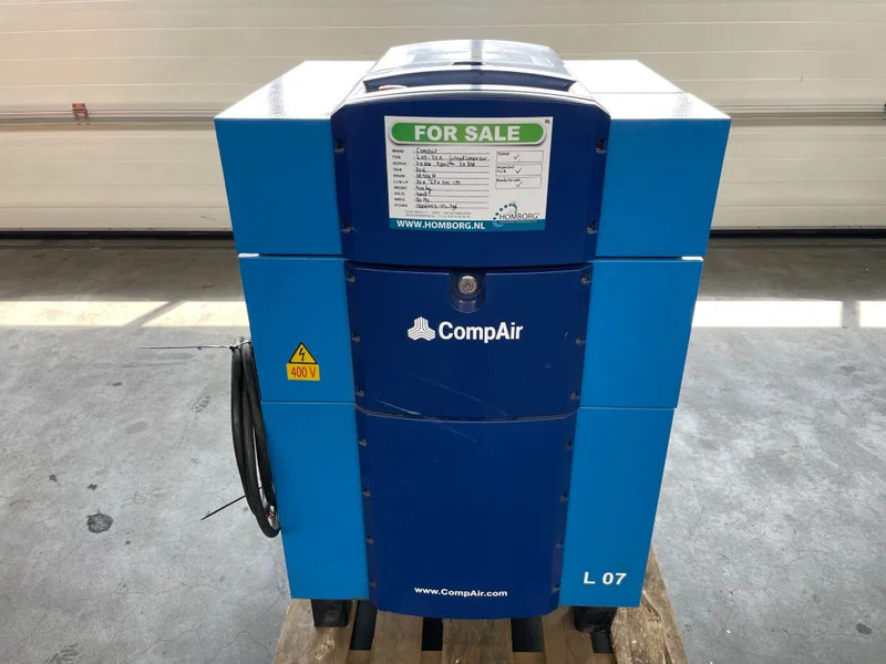 Compair L07 - 7,5A Schroefcompressor 750L/min als nieuw! - الضاغط: صورة 1 Compair L07 - 7,5A Schroefcompressor 750L/min als nieuw! - الضاغط: صورة 1