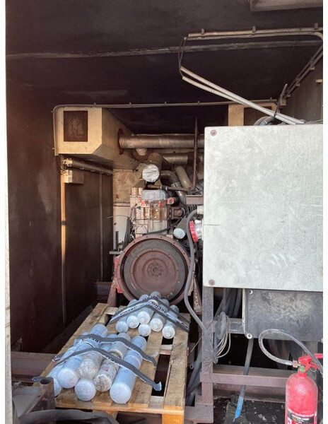 مجموعة المولدات Cummins KTTA 19 C Dieselmotor in container 585 PK: صورة 15