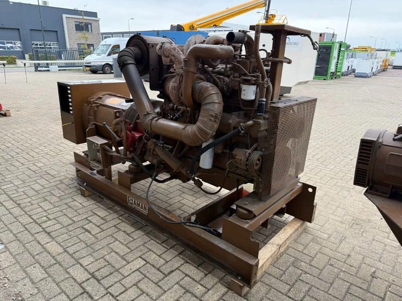 مجموعة المولدات Cummins NTTA 855 G2 Leroy Somer 380 kVA generatorset ex Emergency 348 hours: صورة 14 مجموعة المولدات Cummins NTTA 855 G2 Leroy Somer 380 kVA generatorset ex Emergency 348 hours: صورة 14