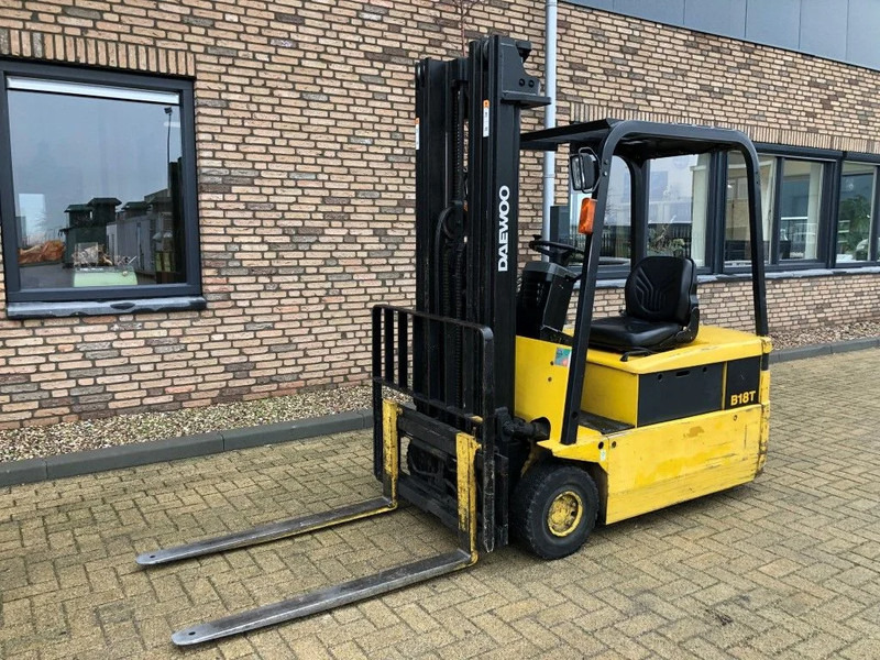 Daewoo B18T 1.8 ton Elektra Sideshift Heftruck - رافعة شوكية كهربائية: صورة 2 Daewoo B18T 1.8 ton Elektra Sideshift Heftruck - رافعة شوكية كهربائية: صورة 2