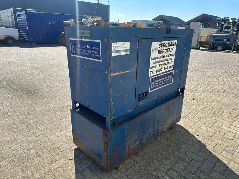 مجموعة المولدات Denyo Kubota Mecc Alte Spa 13 kVA Silent generatorset: صورة 9