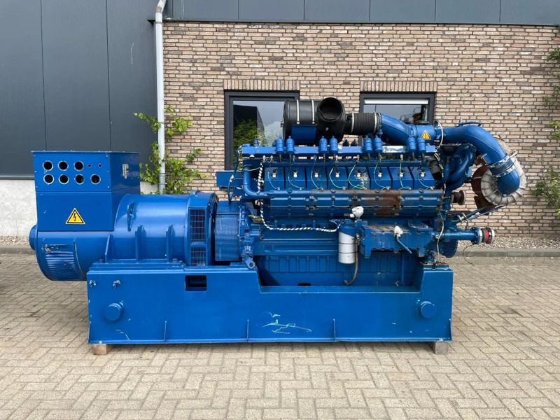 Deutz Gasset 800 / 1110 kVA Stamford generatorset - مجموعة المولدات: صورة 2 Deutz Gasset 800 / 1110 kVA Stamford generatorset - مجموعة المولدات: صورة 2