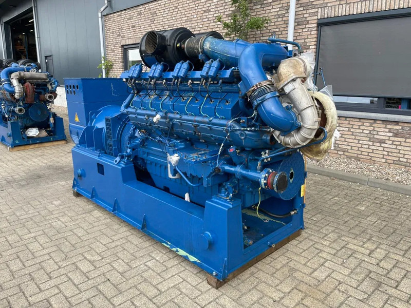 Deutz TBG 616 V16K Gasset 800 / 1110 kVA Stamford generatorset - مجموعة المولدات: صورة 2 Deutz TBG 616 V16K Gasset 800 / 1110 kVA Stamford generatorset - مجموعة المولدات: صورة 2